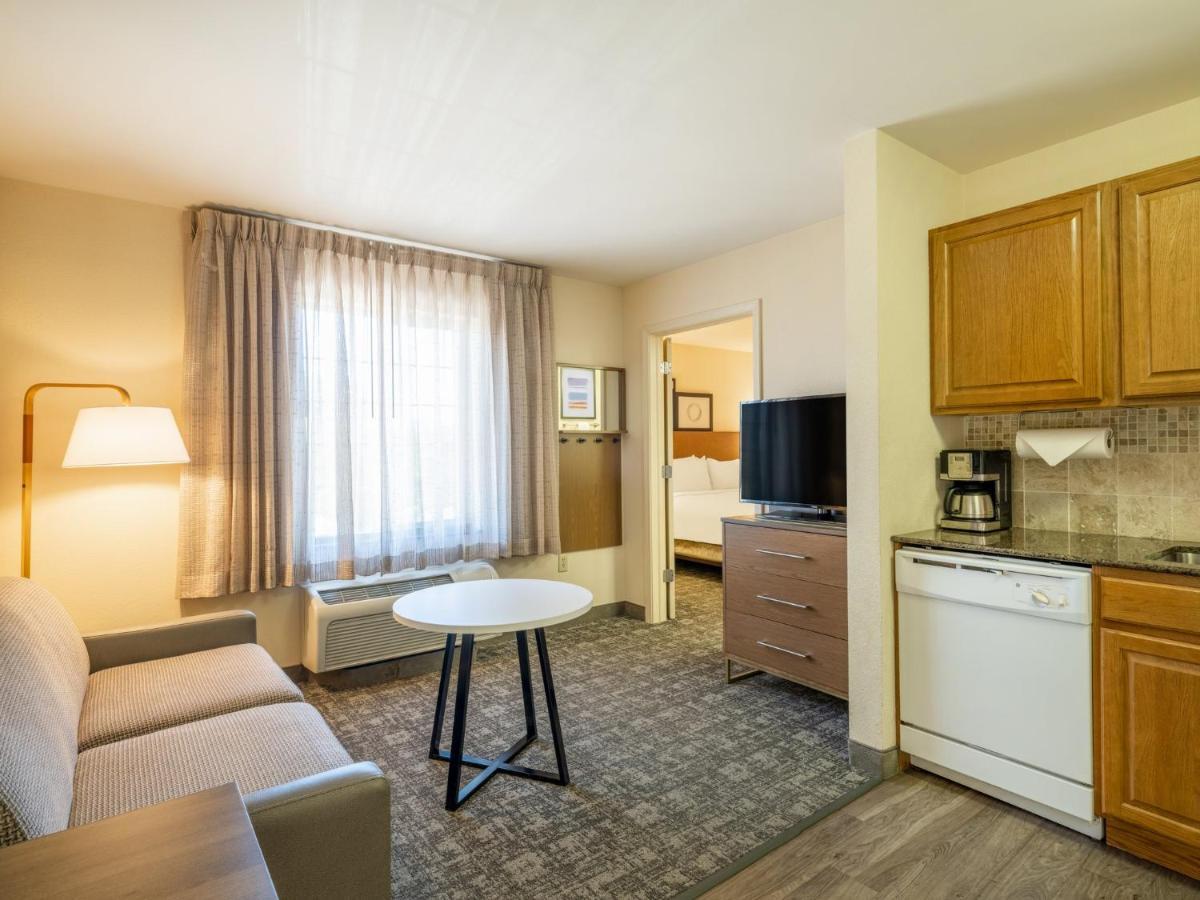 Staybridge Suites Milwaukee Airport South By Ihg Franklin  Екстер'єр фото